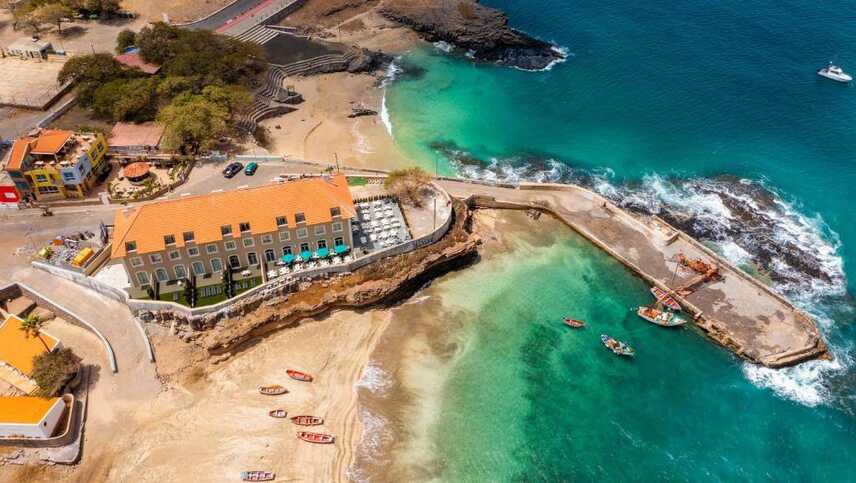 Oasis-alfandega-suites