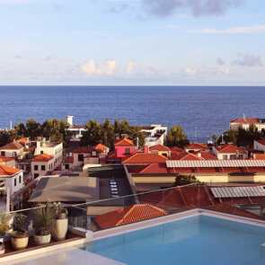 Hero uid 65d2499a9dfb4