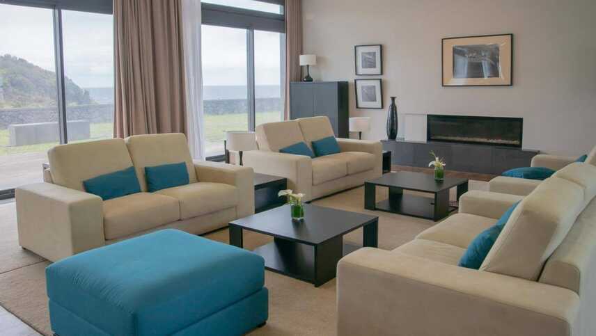 Hotel-das-flores-loungebreich2