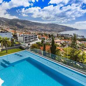 Madeira-panoramico-hotel-Aussenpool Panorama
