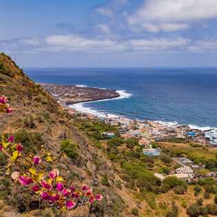 Blick-auf-sao-filipe-von-oben