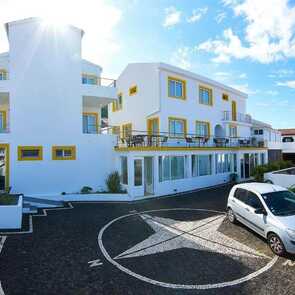 Hotel-alojamento-bela-vista-eingangsbereich