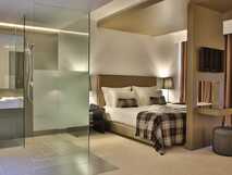 Moderne Badezimmer im Delfim Douro Hotel