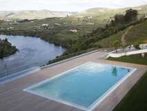 Außenbereich Delfim Douro Hotel Pool mit Aussicht