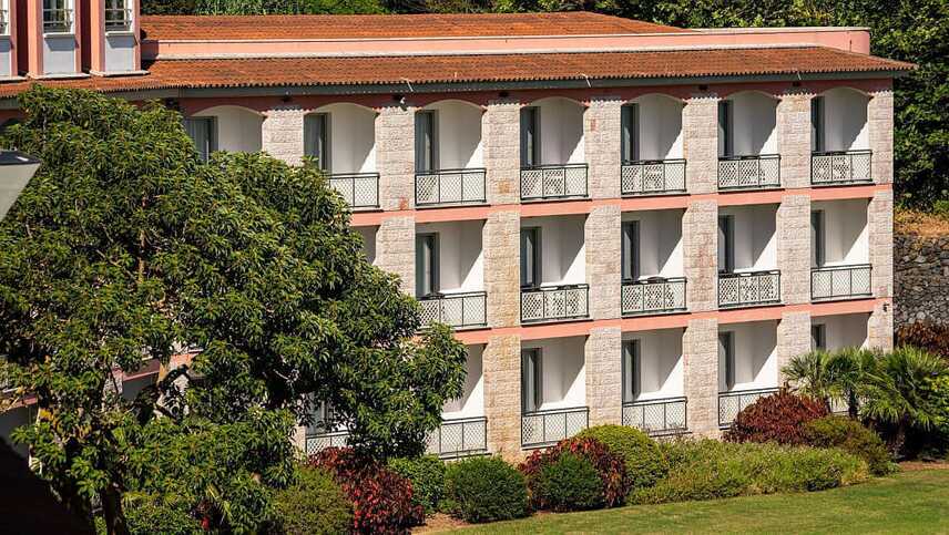 Hotel-terceira-mar 01