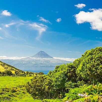 Blick von Sao Jorge auf den Pico