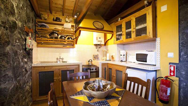 Adegas-do-pico-kueche