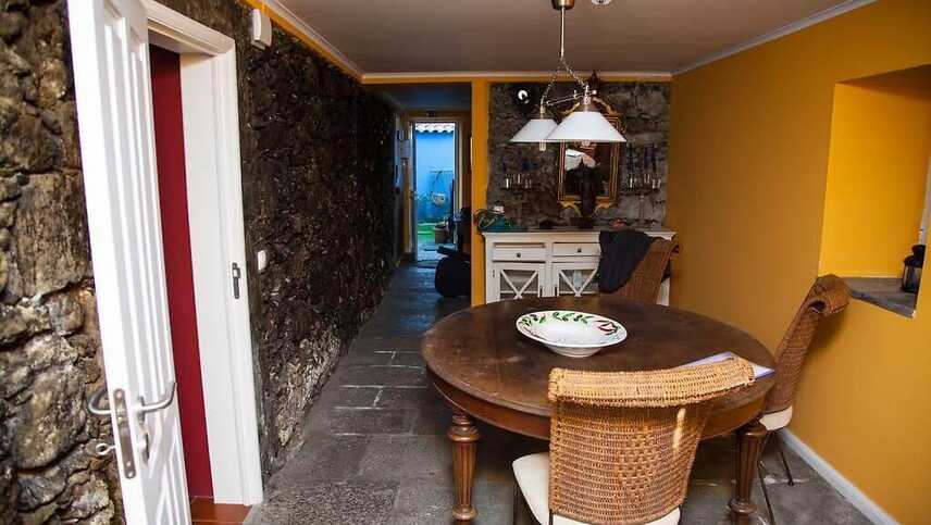 Esstisch-flur-quinta-retiro-do-alfredo