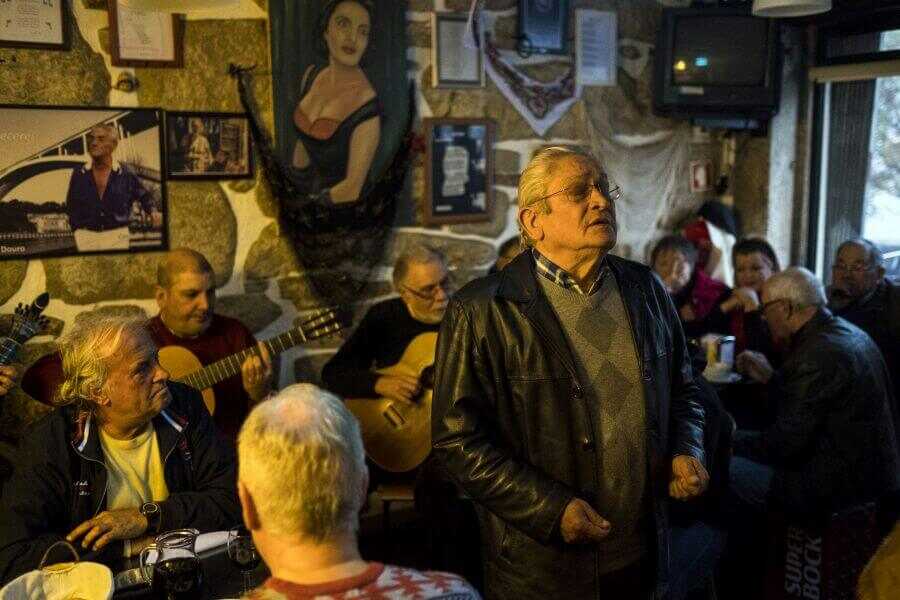 Fado-Sänger im Lissaboner Stadtteil Alfama