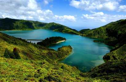 Blick auf den Lagoa do Fogo auf Sao Miguel! Der Feuersee ist Ziel einer Ihrer Sao Miguel Wanderungen.