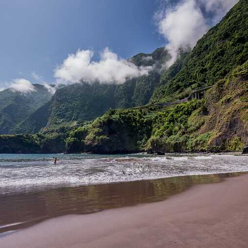 Einer der schönsten Strände auf Madeira: Praia do Seixal