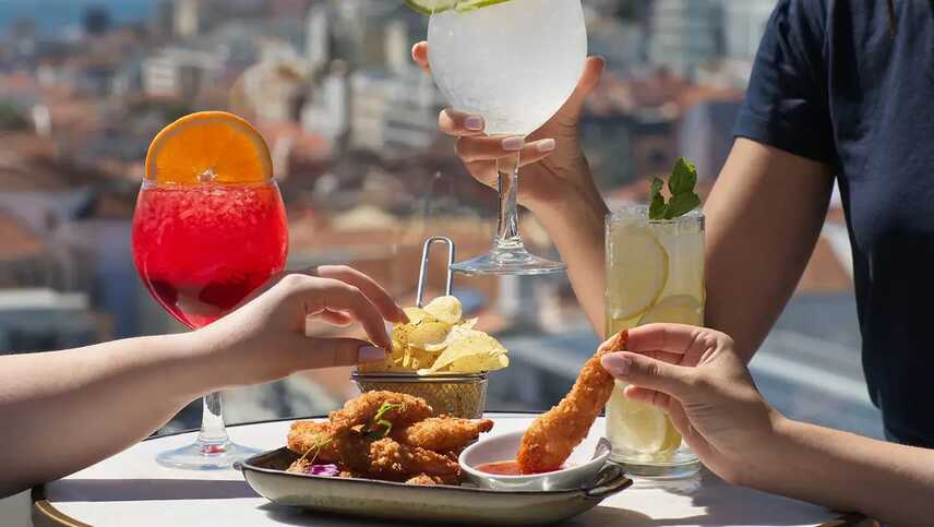 Portugal-lissabon-h10-duque-de-loule-hotel-terrasse-essen