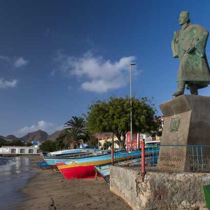 Estatua diogo afonso 001 5d69f6e962