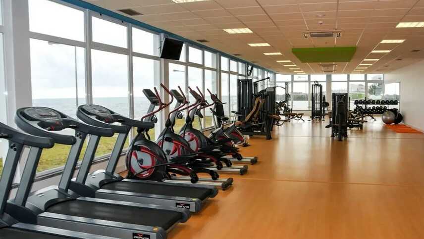 Hotel-ocidential-fitnessraum