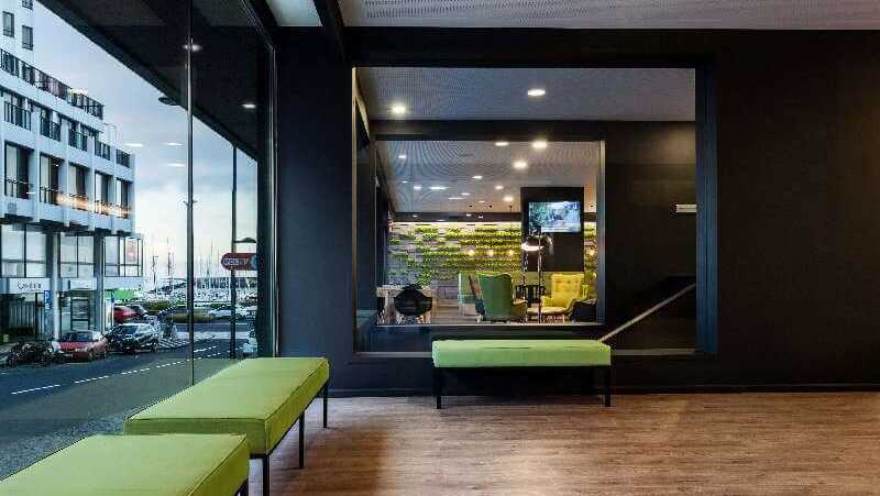 Neat-hotel-pdl-lobby