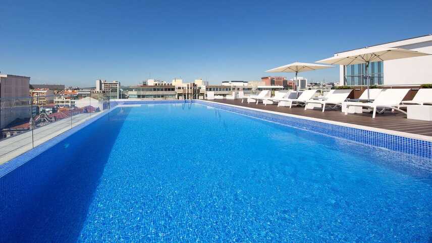 Jupiter Lisboa Dachterrasse Pool