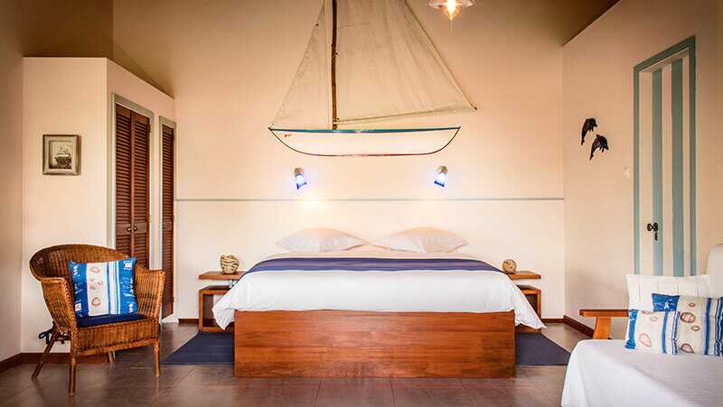 Grosses-doppelzimmer-im-guesthouse-o-zimbreiro