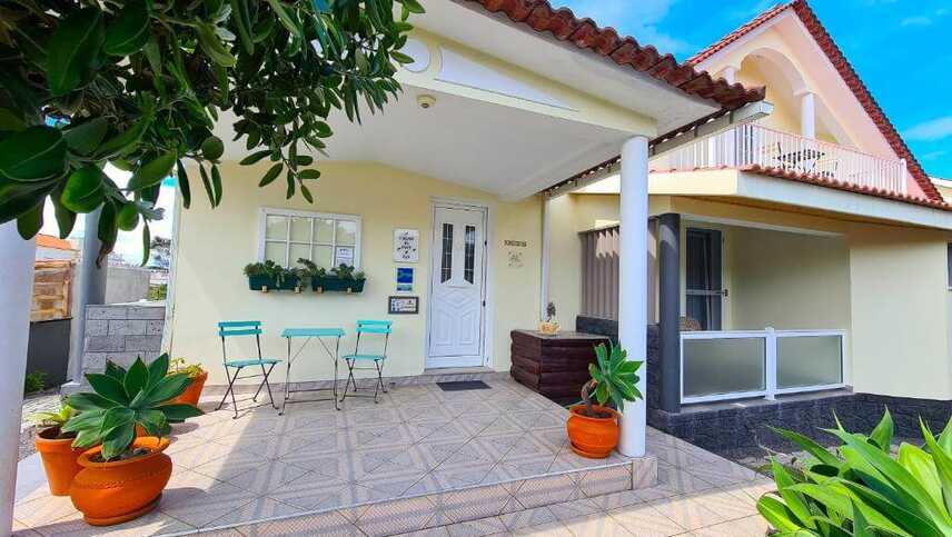 Hotel-calma-do-mar-eingang-terasse