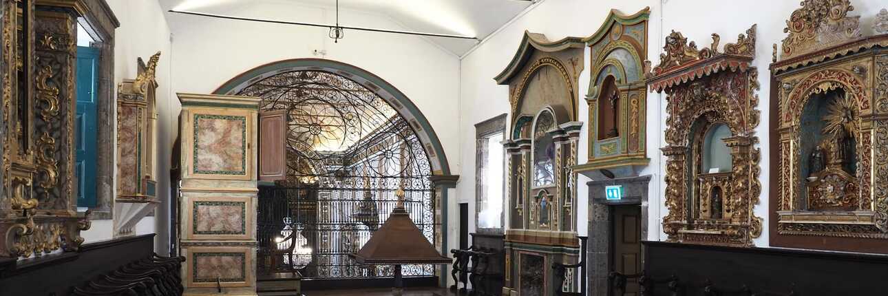 Das sehenswerte Museu Calos Machado befindet sich in einem ehemaligen Kloster in Ponta Delgada.