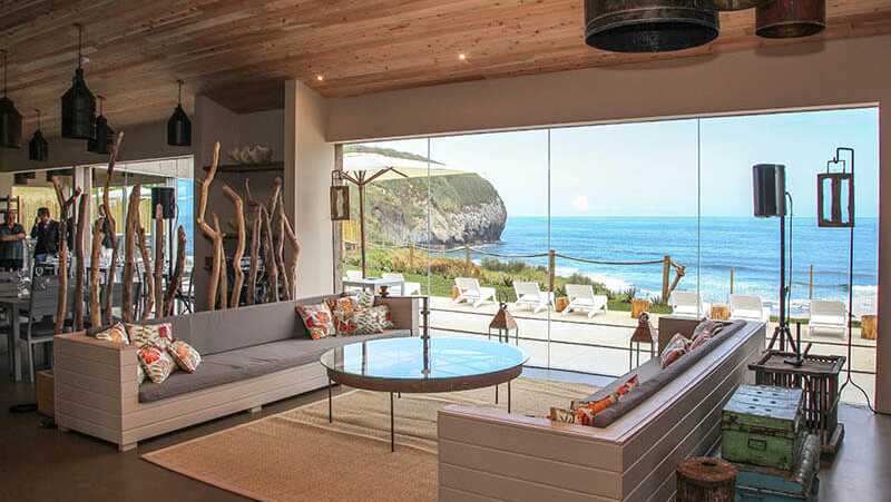 Santa-barbara-eco-beach-resort-lounge