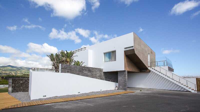 Aussenansicht-2-sao-vicente-lodge