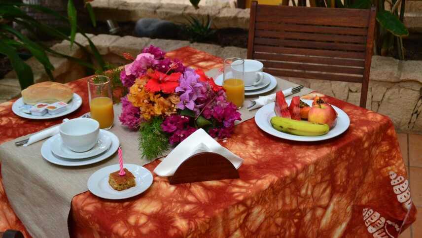 Hotel-guest-house-orquidea-restaurant