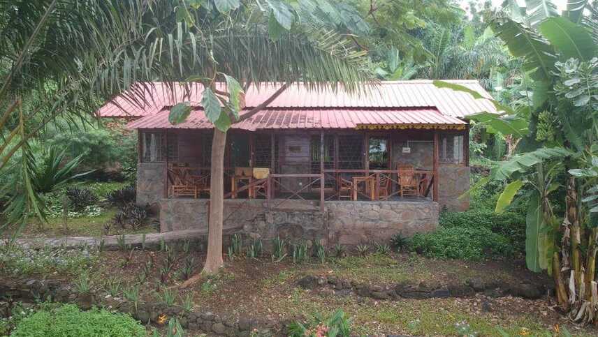 Mucumbli-aussenansicht326938099