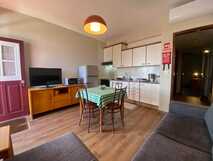 Apartamentos Sao Joao auf Faial, gemütliches Appartement mit moderner Küche und einladendem Wohnbereich