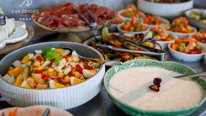 Eva-senses-buffet-harune
