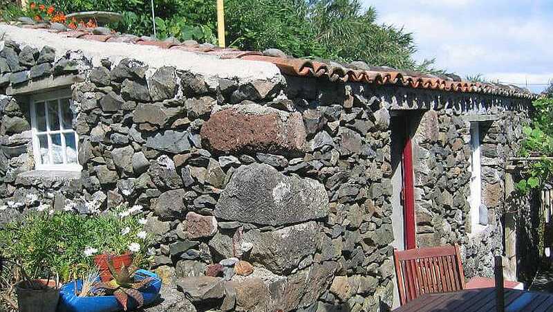 O-palheiro-flores-aussenbereich