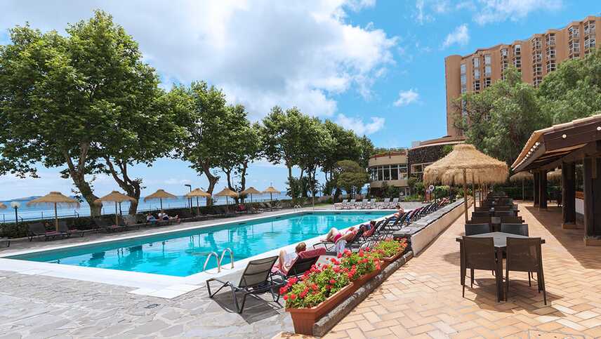 Piscina-vista-mar-2-18277945585b87d1e6a5591
