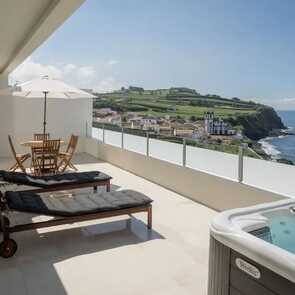 Sul-villas-spa-terrasse-ausblick-whirlpool