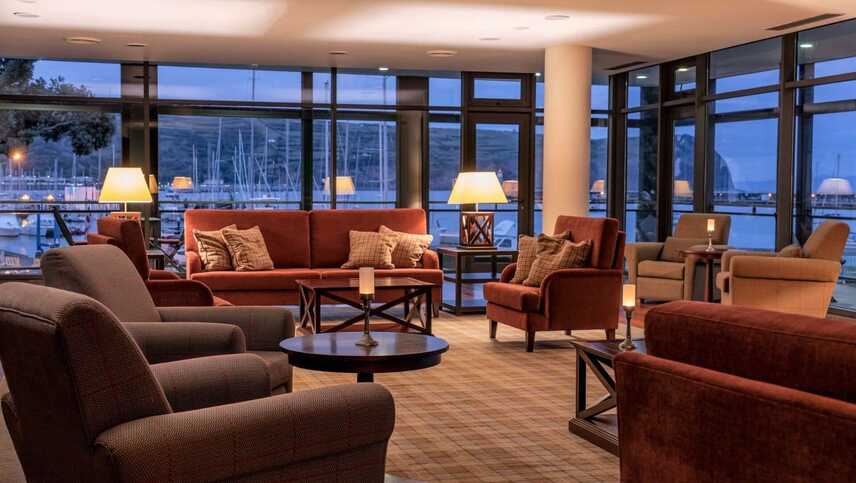 Hotel-do-canal-bar-hafenblick