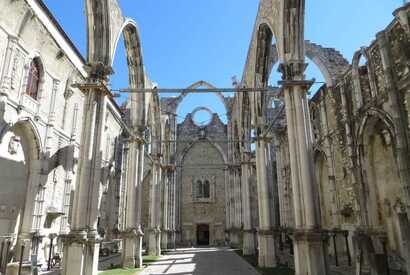 Die Ruinen des Convento do Carmo in Lissabon