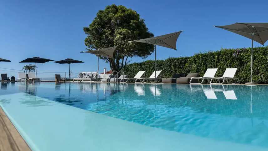 Quinta-da-abelheira-pool