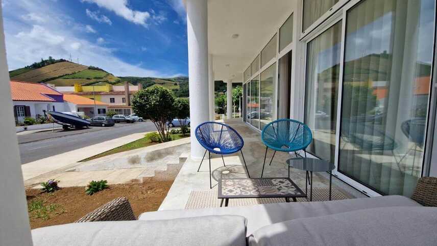 Mil-e-uma-noites-santa-cruz-das-flores-terasse