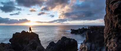Wohl einer der schönsten Sonnenuntergänge auf den Azoren-Inseln: hier auf Flores, am westlichsten Punkt Europas