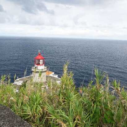 Leuchtturm-farol-do-arnel-nordeste-azoren
