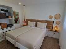 Santa Cruz Villas auf Flores – modernes und gemütliches Zimmer.